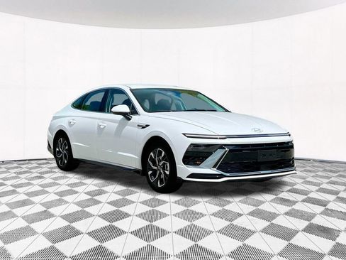 Certified 2025 Hyundai Sonata SEL image 13