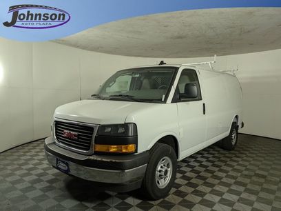 New 2025 GMC Savana 2500 Work Van w/ Driver Convenience Package