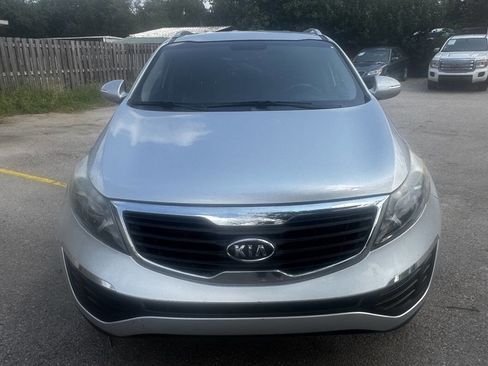 Used 2012 Kia Sportage LX w/ Convenience Pkg image 2