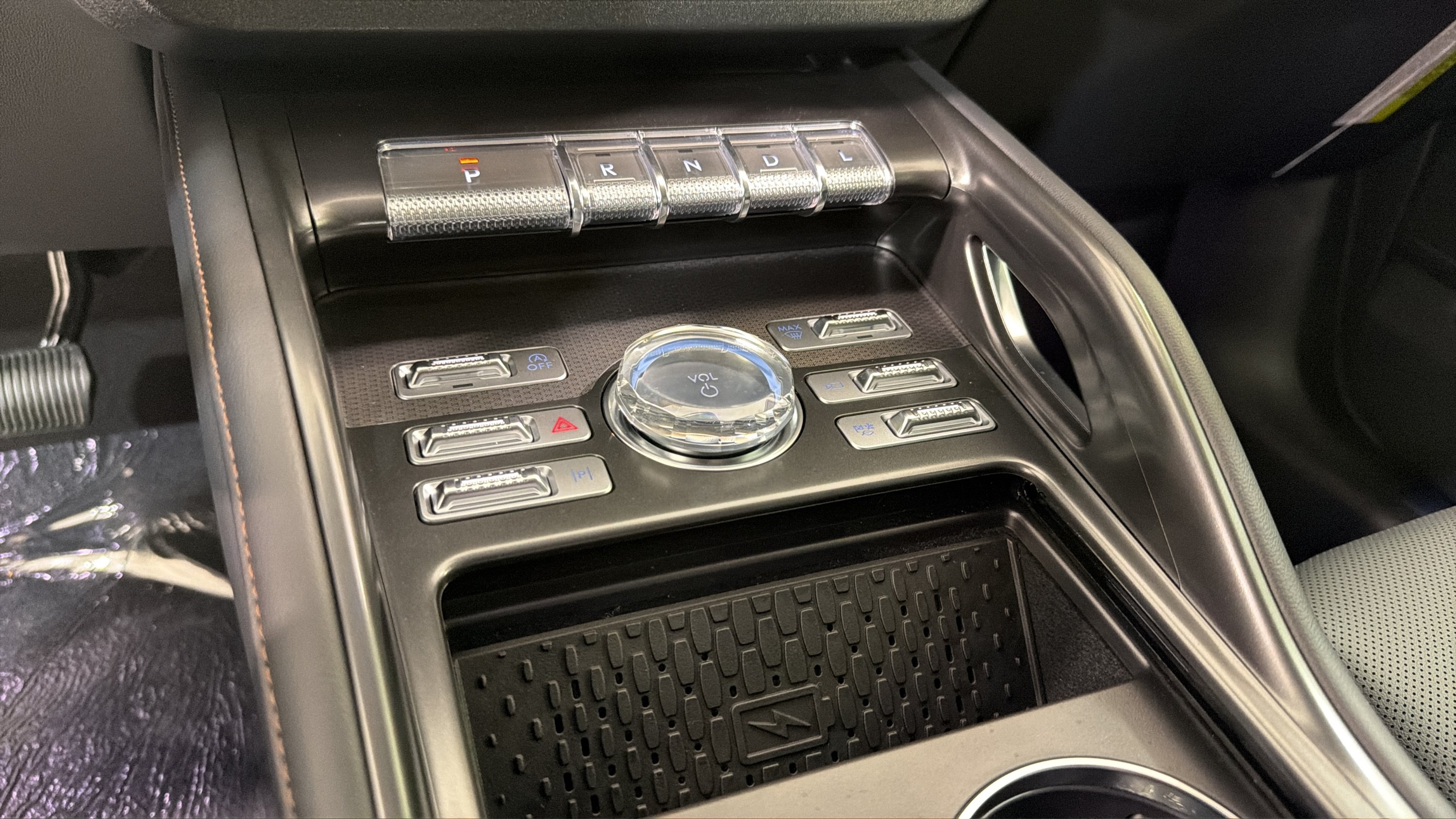 New 2026 Lincoln Nautilus Premier AWD/4WD image 20