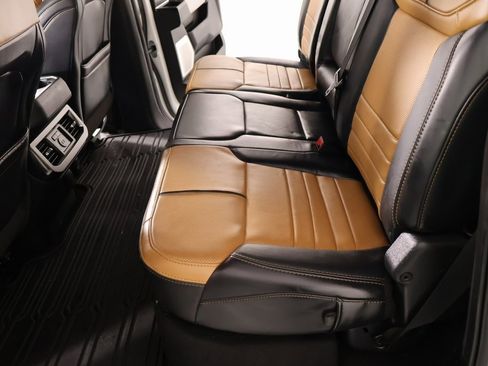 Used 2024 Ford F350 Platinum w/ FX4 Off-Road Package image 13