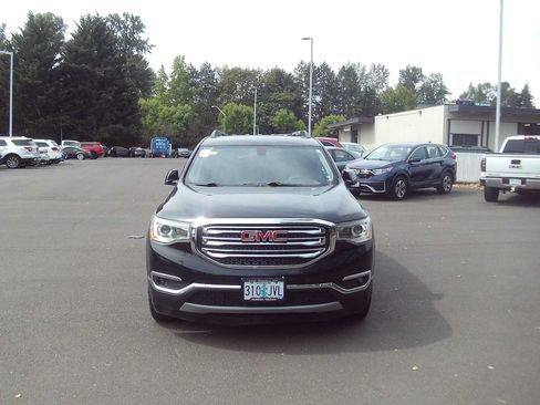 Used 2018 GMC Acadia SLT AWD/4WD image 8