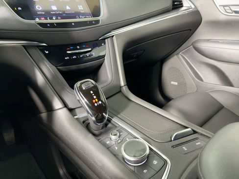 Used 2020 Cadillac XT5 Luxury image 18