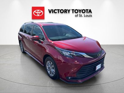 Used 2026 Toyota Sienna XLE