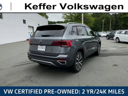 Certified 2023 Volkswagen Taos SE FWD image 10
