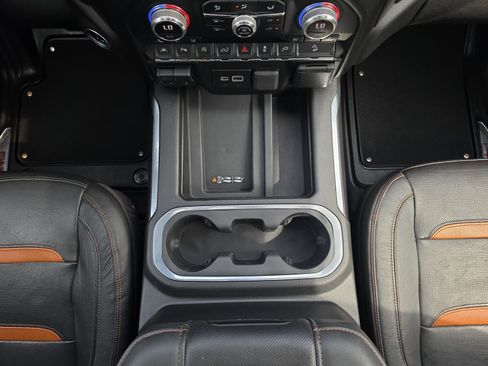 Used 2021 GMC Sierra 1500 AT4 w/ AT4 Premium Package AWD/4WD image 23