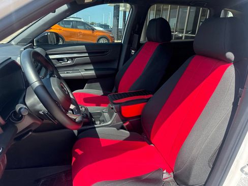 Used 2025 Honda CR-V Sport image 10