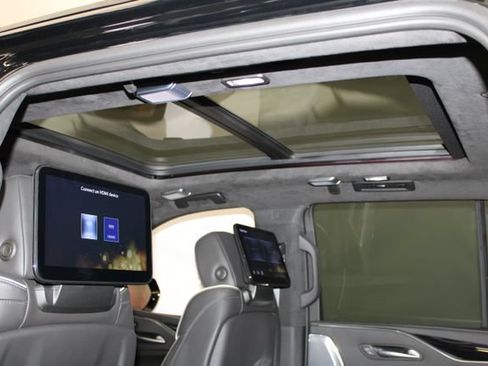 Used 2023 Cadillac Escalade V AWD/4WD image 10