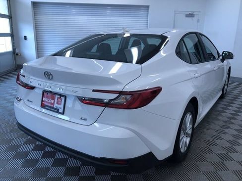 Used 2026 Toyota Camry LE FWD image 34