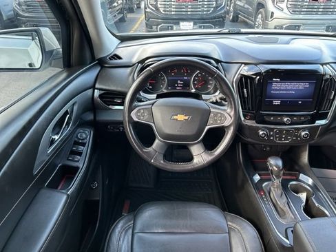 Used 2021 Chevrolet Traverse LT w/ LT Premium Package AWD/4WD image 25