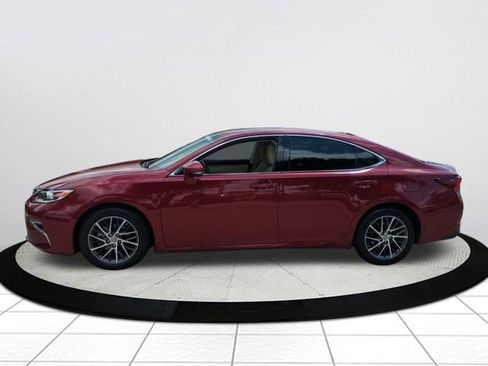 Used 2017 Lexus ES 350 FWD image 6