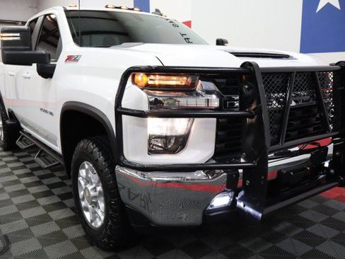 Used 2022 Chevrolet Silverado 2500 LT w/ Convenience Package AWD/4WD image 25