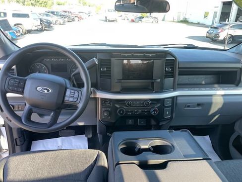 Used 2024 Ford F250 XL w/ STX Appearance Package AWD/4WD image 22