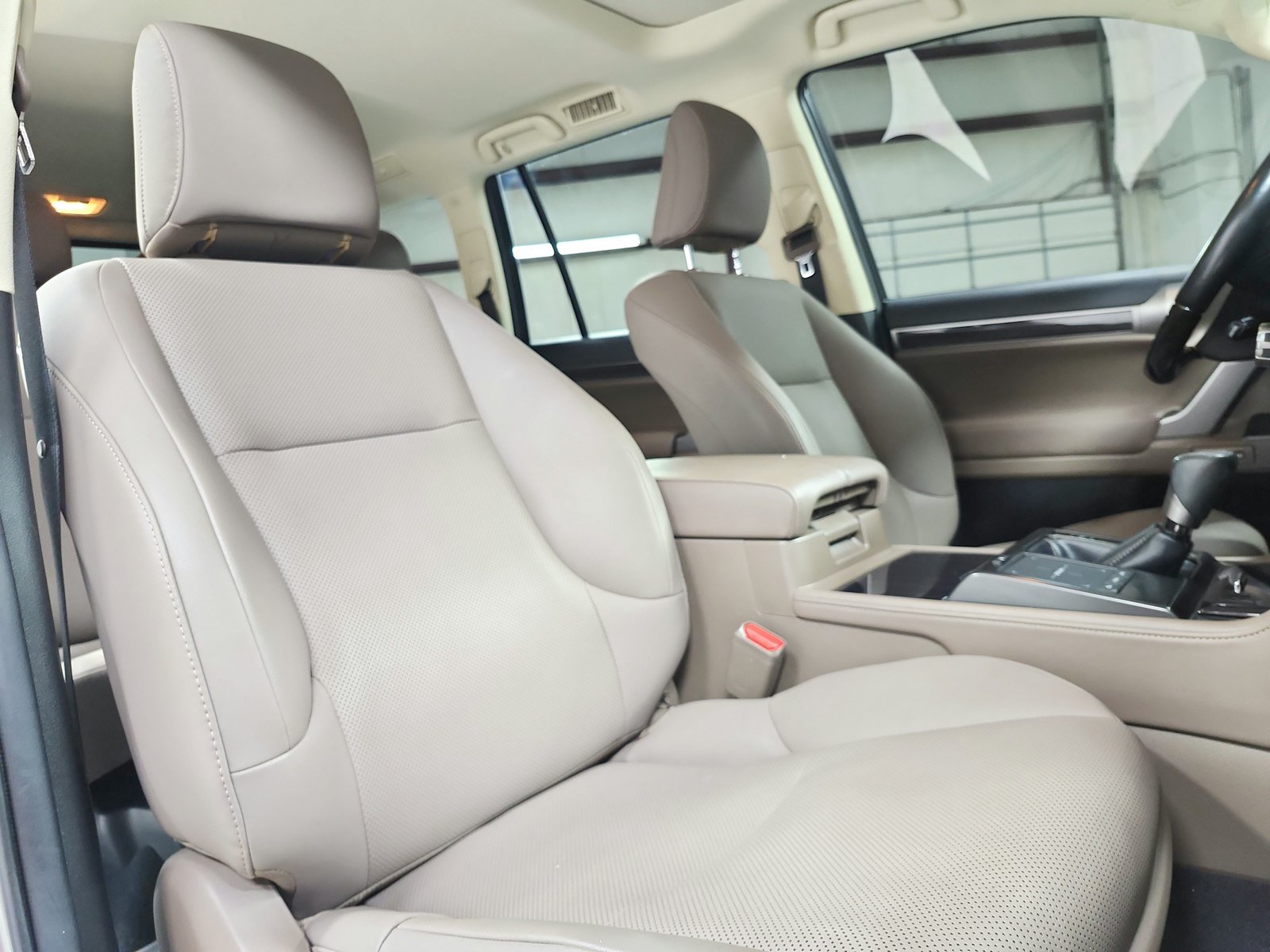 Used 2023 Lexus GX 460 Premium w/ Premium Package AWD/4WD image 42