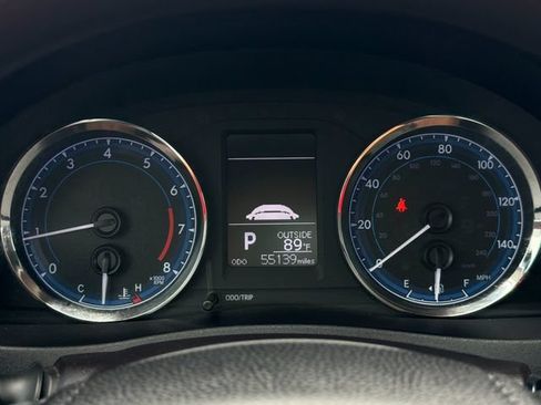 Used 2019 Toyota Corolla LE FWD image 25