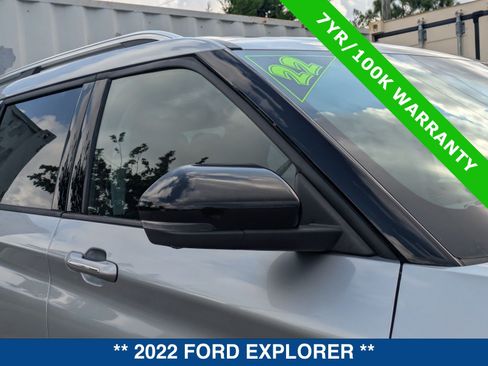Certified 2022 Ford Explorer Limited w/ Equipment Group 301A RWD image 11