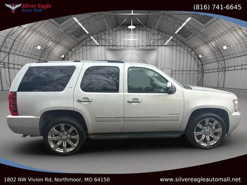 Used 2010 Chevrolet Tahoe LTZ image 6