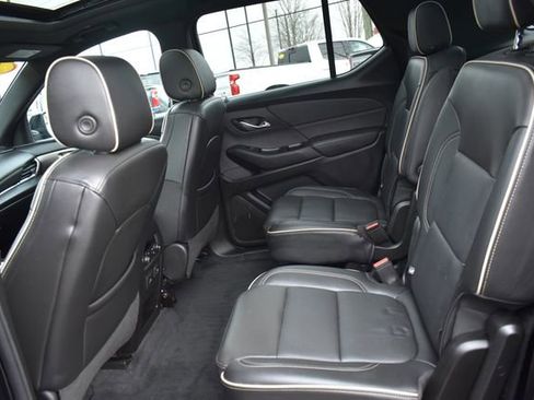 Certified 2023 Chevrolet Traverse Premier w/ Redline Edition image 22
