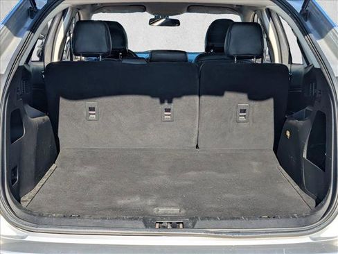 Used 2018 Ford Edge SE image 6