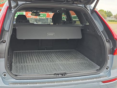 Used 2022 Volvo XC60 T8 Polestar w/ Protection Package Premier image 23