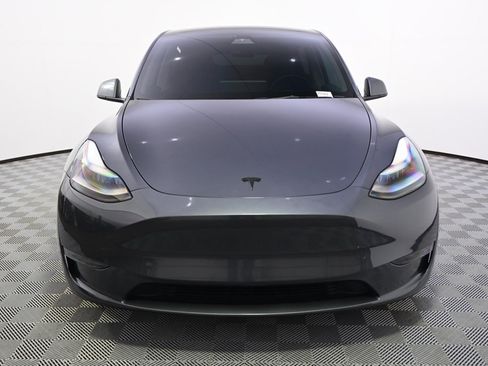 Used 2023 Tesla Model Y Performance image 10