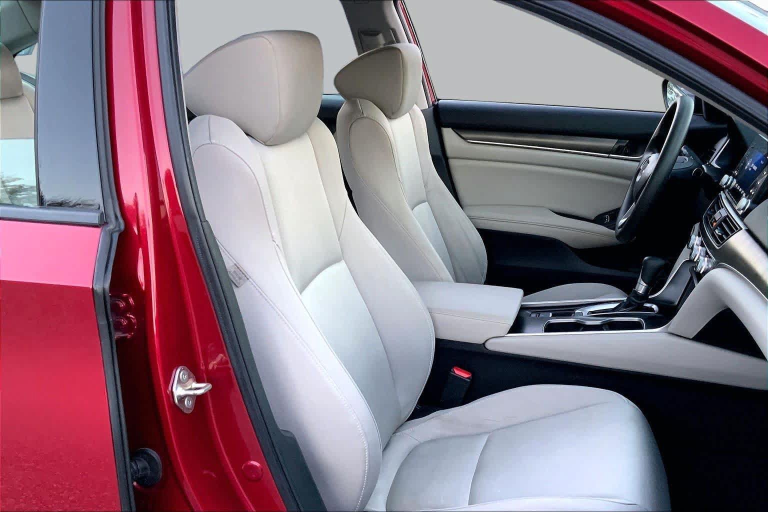 Used 2019 Honda Accord LX image 8