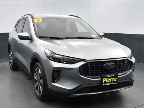 Used 2023 Ford Escape Platinum image 23