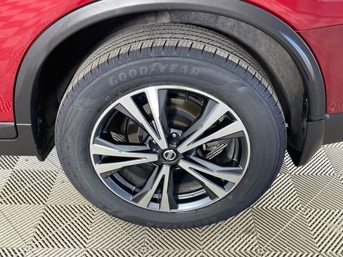 Used 2018 Nissan Rogue SL AWD/4WD image 19