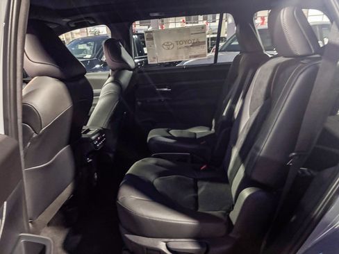 New 2026 Toyota Grand Highlander AWD Hybrid image 20