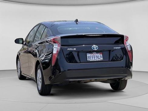 Used 2018 Toyota Prius One w/ Carpet Mat Package FWD image 34