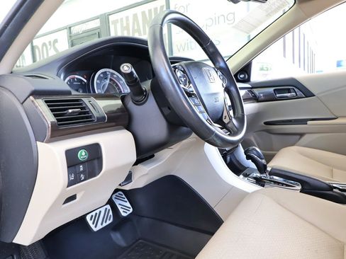 Used 2016 Honda Accord EX-L image 36