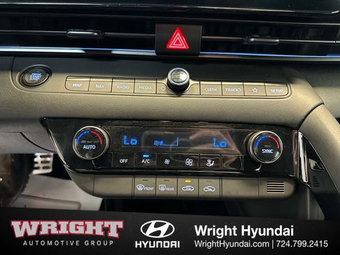 Used 2025 Hyundai Elantra SEL w/ Cargo Package image 28