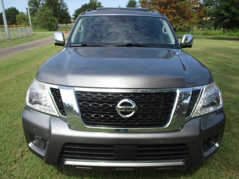 Used 2020 Nissan Armada SL w/ Premium Package AWD/4WD image 3