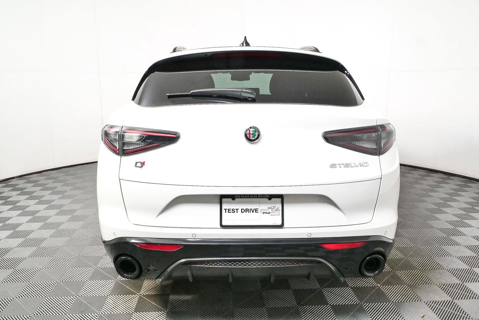 New 2026 Alfa Romeo Stelvio Sprint AWD/4WD image 28
