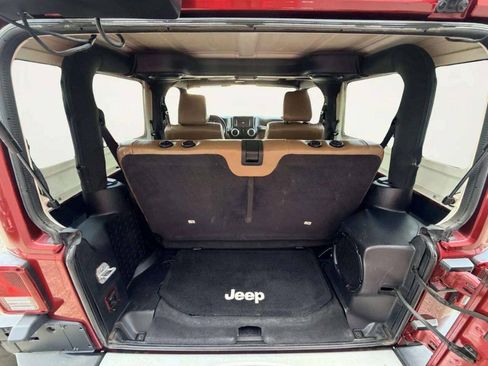 Used 2012 Jeep Wrangler Sahara w/ Dual Top Group AWD/4WD image 5