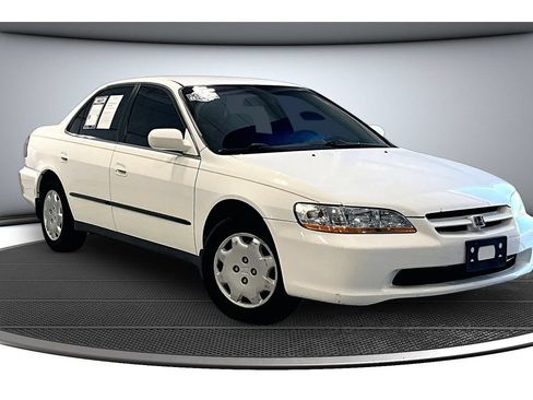 Used 1998 Honda Accord LX image 10