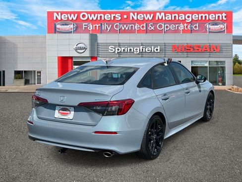 Used 2023 Honda Civic Sport image 5