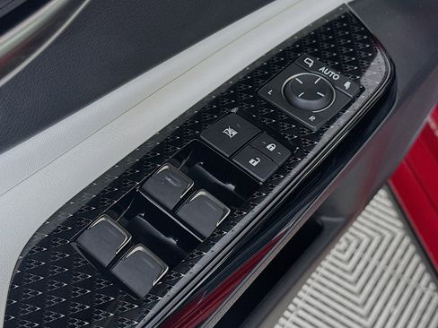 Certified 2025 Lexus ES 350 F Sport image 17