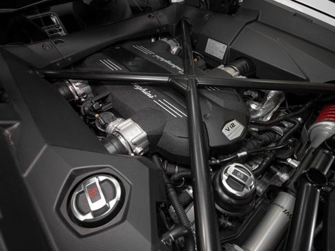 Used 2017 Lamborghini Aventador S image 62