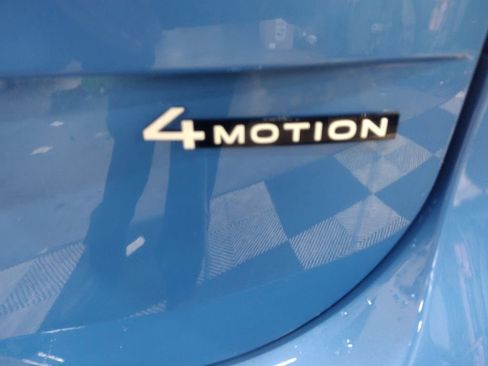 New 2025 Volkswagen ID. Buzz 1st Edition image 17