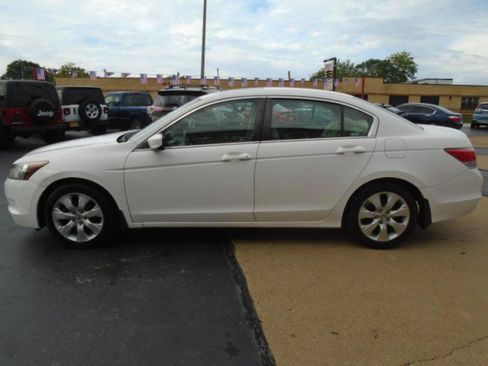 Used 2009 Honda Accord EX image 4