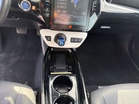 Used 2017 Toyota Prius Prime Advanced w/ Protection Package image 12