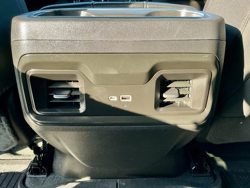 Used 2022 Chevrolet Silverado 1500 RST image 32