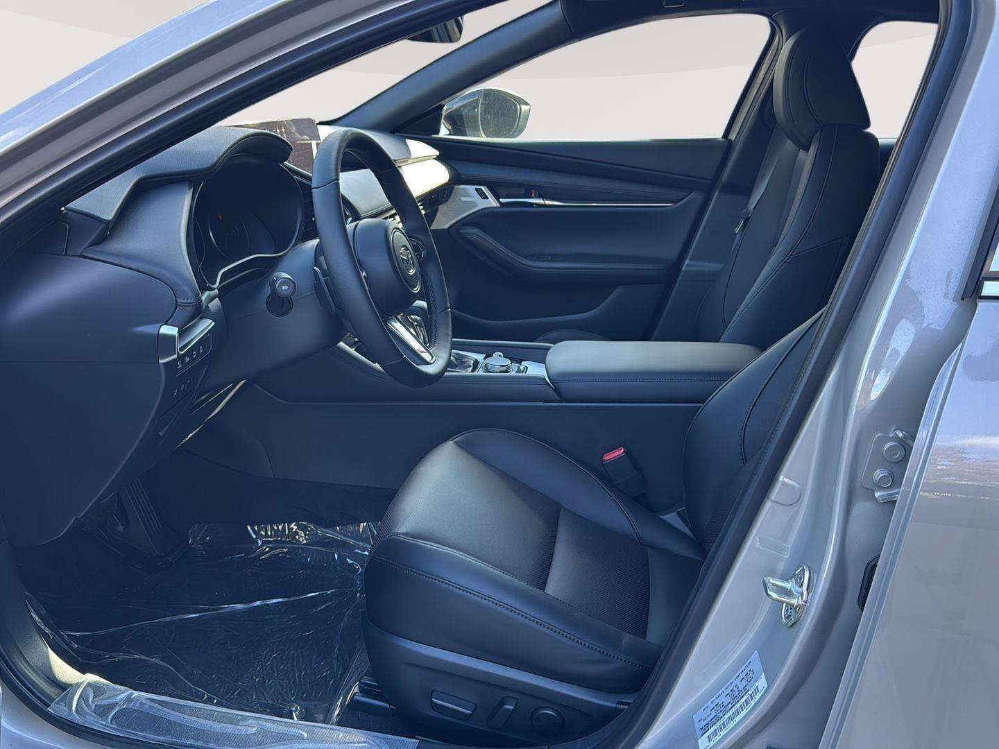 New 2026 MAZDA MAZDA3 Hatchback w/Premium Plus Pkg AWD/4WD image 5