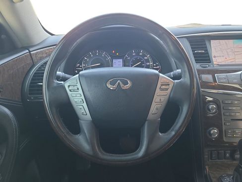 Used 2017 INFINITI QX80 4WD w/ Driver Assistance Package image 12