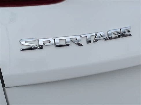 Used 2019 Kia Sportage LX image 13