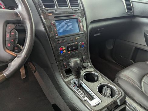 Used 2012 GMC Acadia Denali image 13