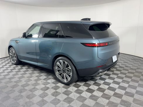New 2026 Land Rover Range Rover Sport SE image 3