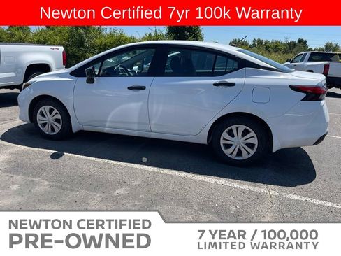 Used 2025 Nissan Versa S w/ Trunk Package FWD image 3