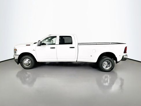 New 2026 RAM 3500 Tradesman image 4
